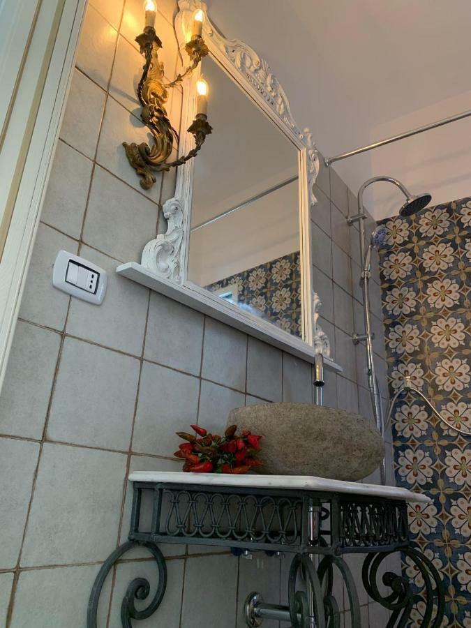 Fiori Catene Tra Le Torri Конверсано Экстерьер фото